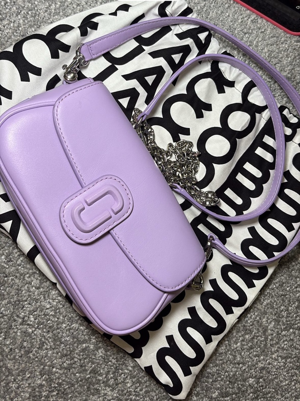 Marc Jacobs Lavender Crossbody/Shoulder Bag with Silver Chain
